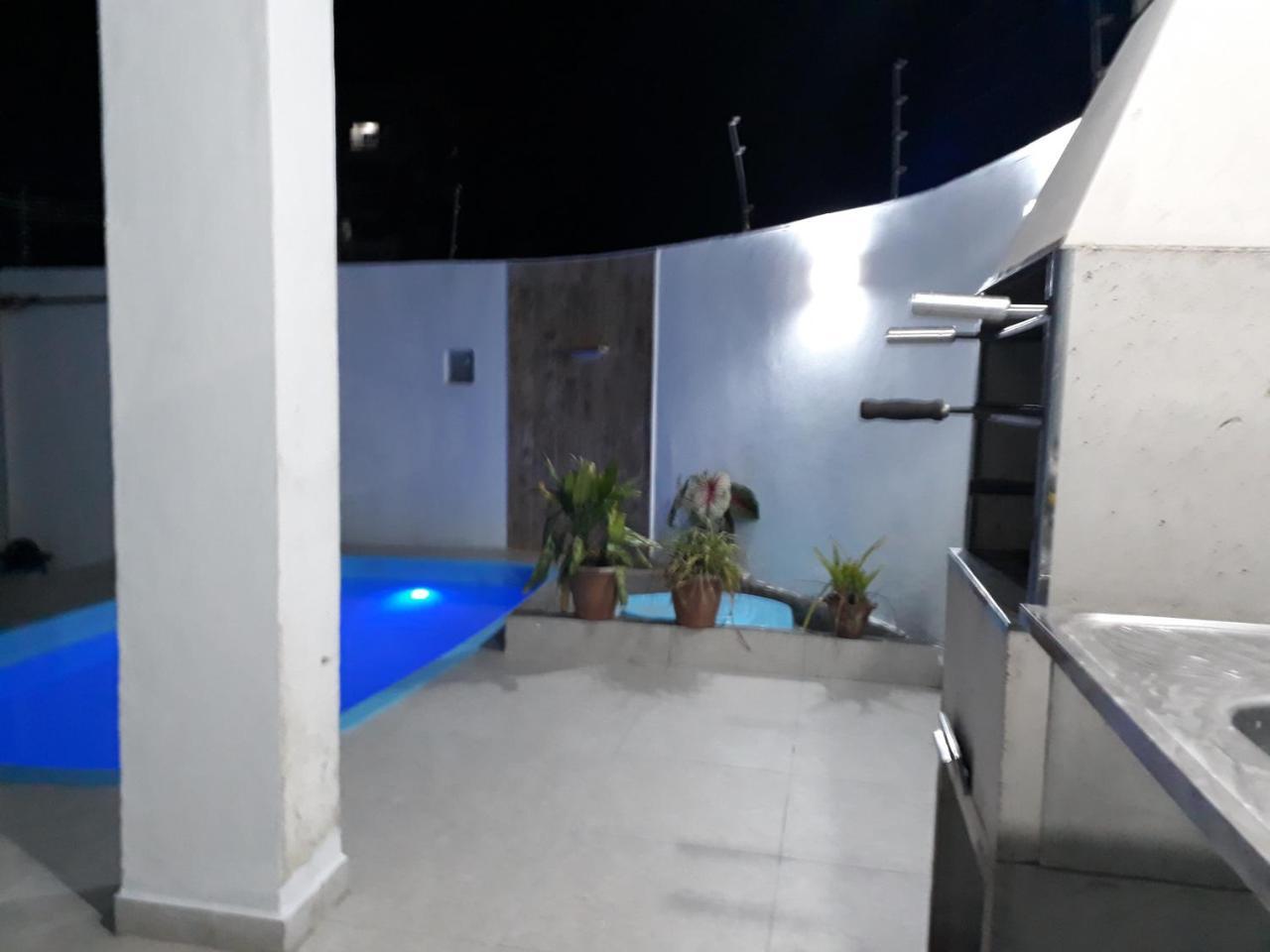Sunny Apartamentos De 1 E 2 Dormitorios Na Martin De Sa Proximo A Praia คารากัวตาตูบา ภายนอก รูปภาพ